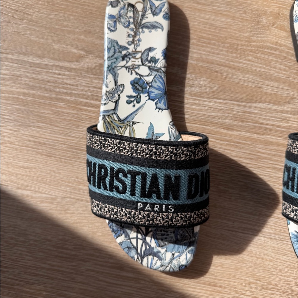 Dior Dway Slides - Picture 3 of 6